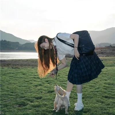 兴致高昂